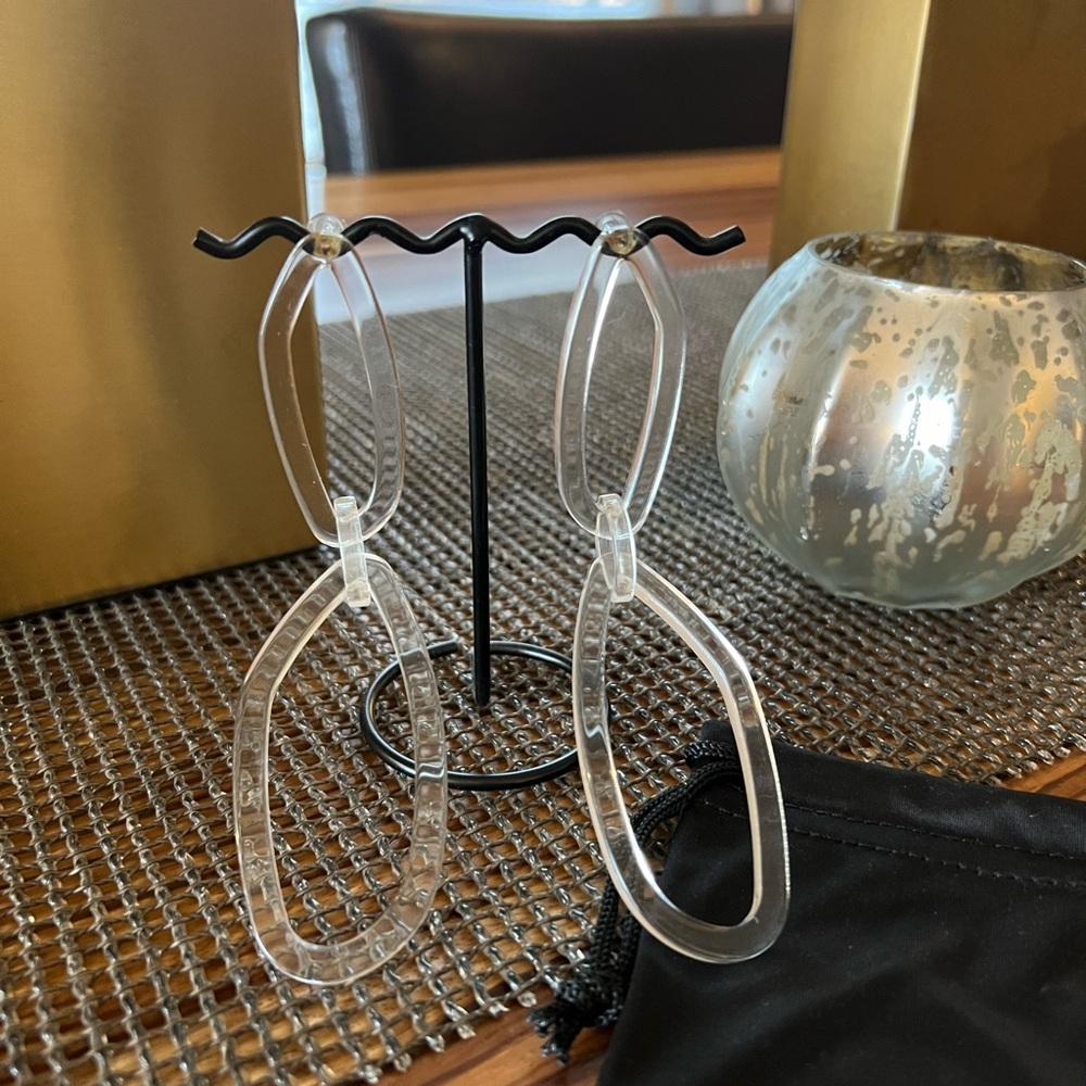 Chic Clear Acrylic Earrings